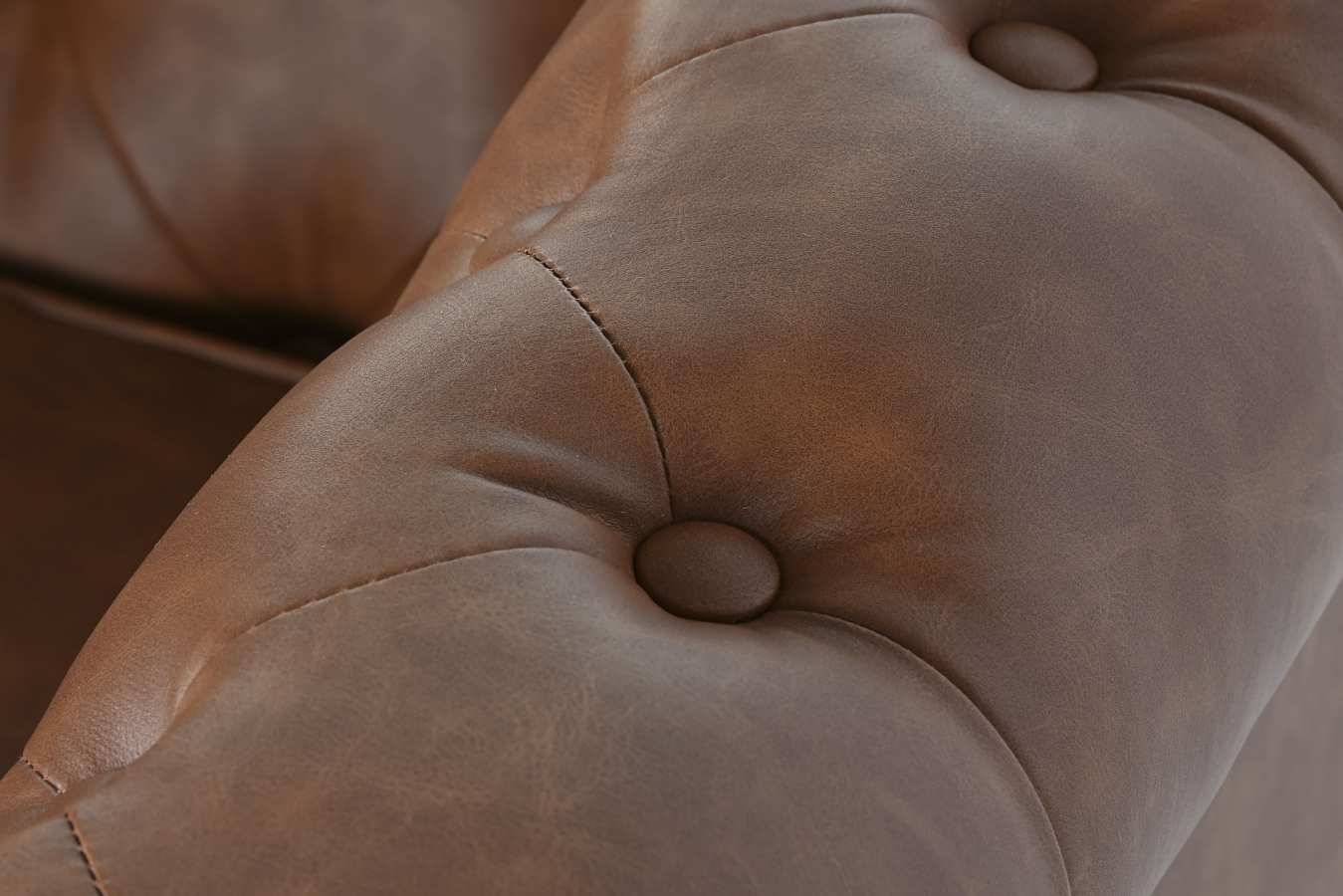 Sillon Poliester Madera 80X80X70 Simil Piel Marron