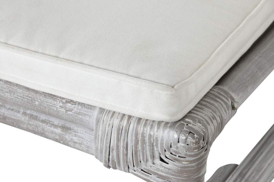 Silla Ratan 50X56X85 Con Cojin Decape Blanco
